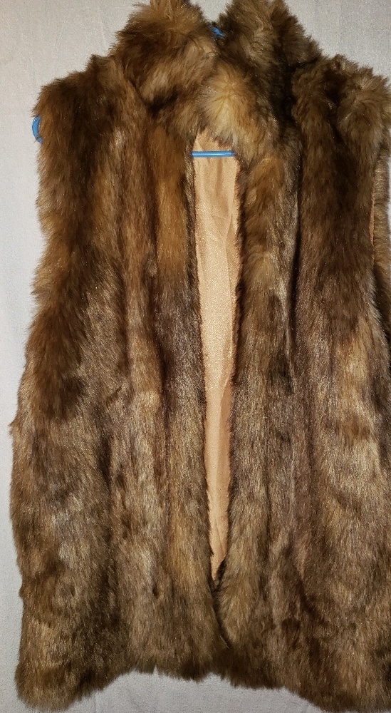 Fur vest